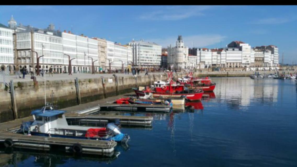El Loft De Santa Catalina Apartment A Coruna Luaran gambar